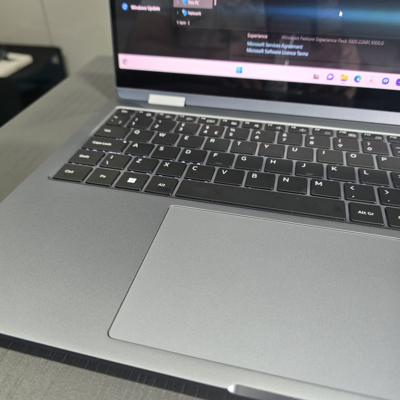 Samsung Galaxy Book4 360 Touchscreen - 15.6" Core 5 1.4Ghz 256GB 8GB - Grade A15