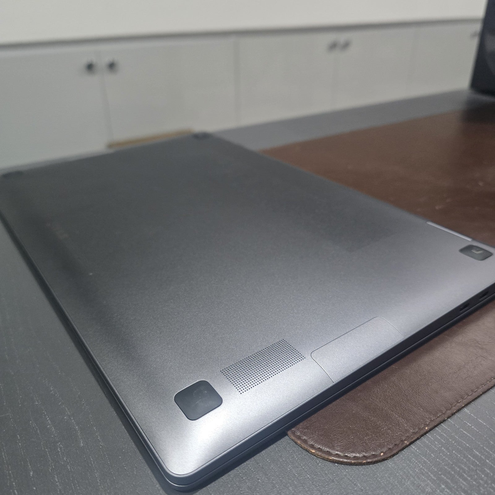 Samsung Galaxy Book5 360 256GB Gray Grade A Excellent Condition #106B21