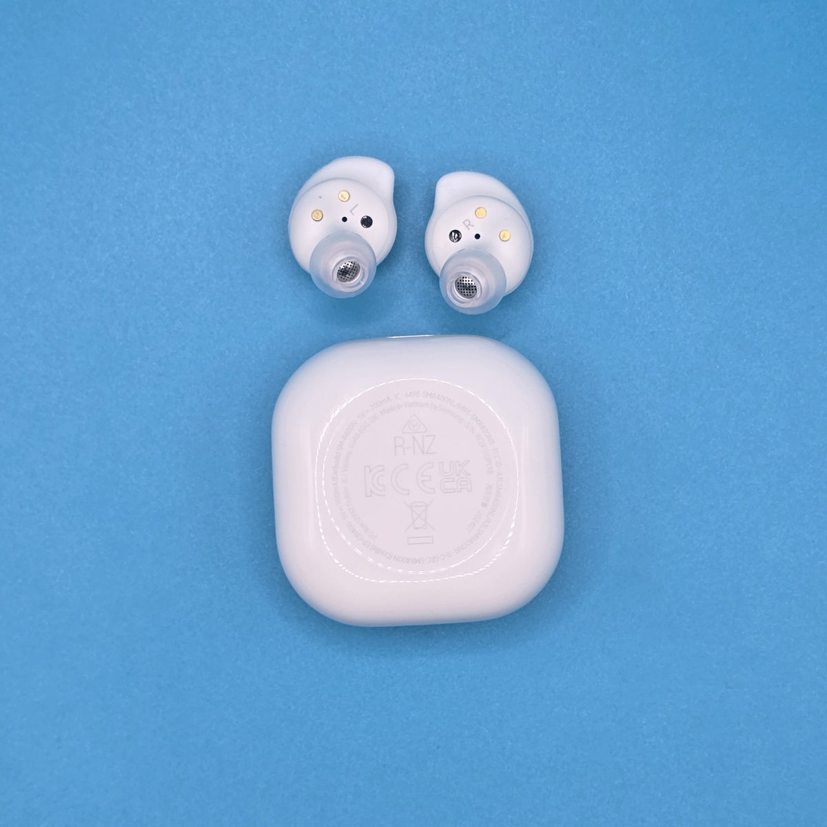 Samsung Galaxy Buds FE  White SMR400N Wireless Bluetooth Grade A Free Postage3