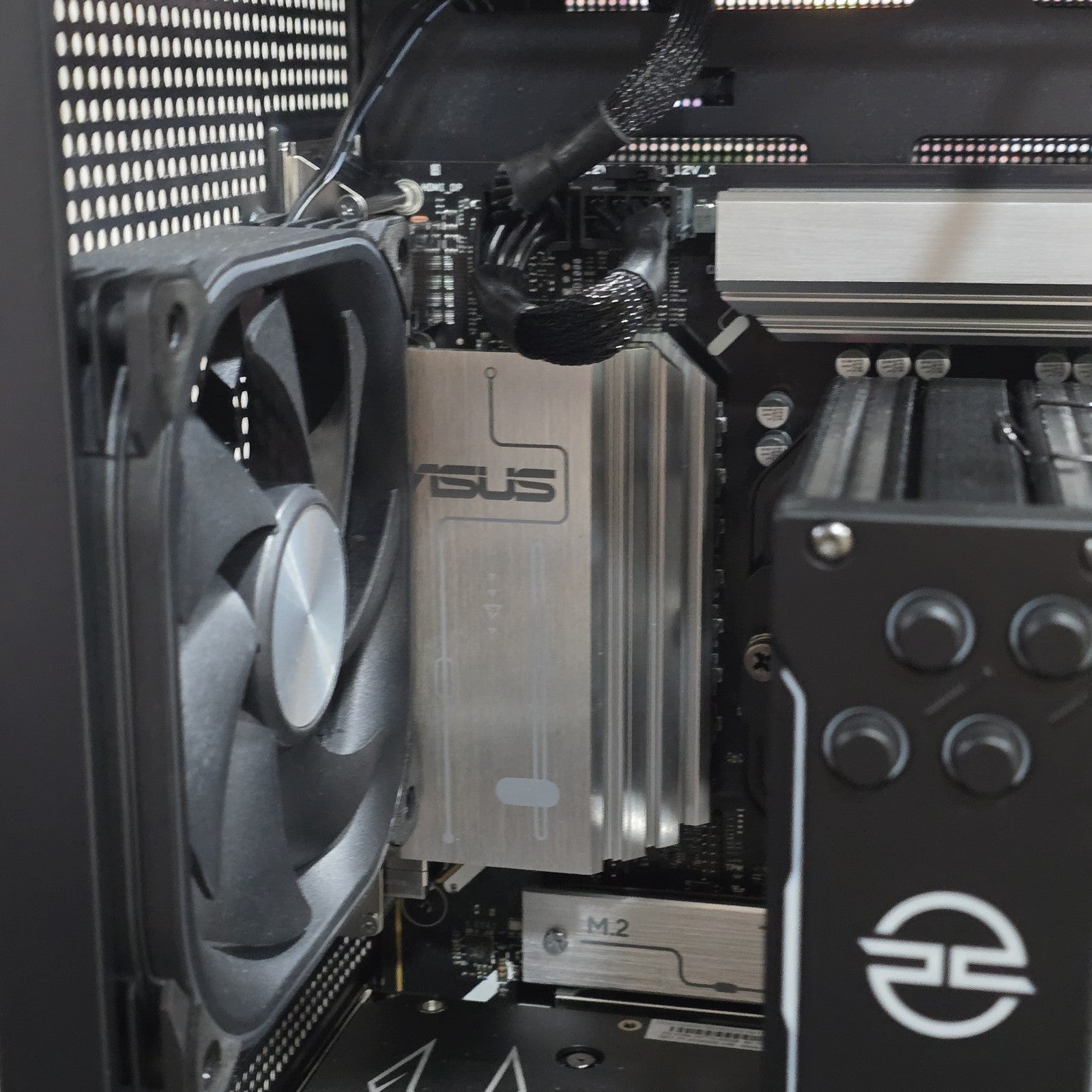 Pcspecialist Fusion 40 Gaming PC Ryzen 7 7700 RTX 5060 Ti 16GB 1TB NVMe #A 235A13