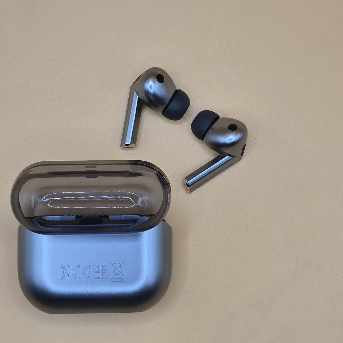Samsung Galaxy Buds3 Pro Silver FAULTY Cannot Connect Repair 133CK8