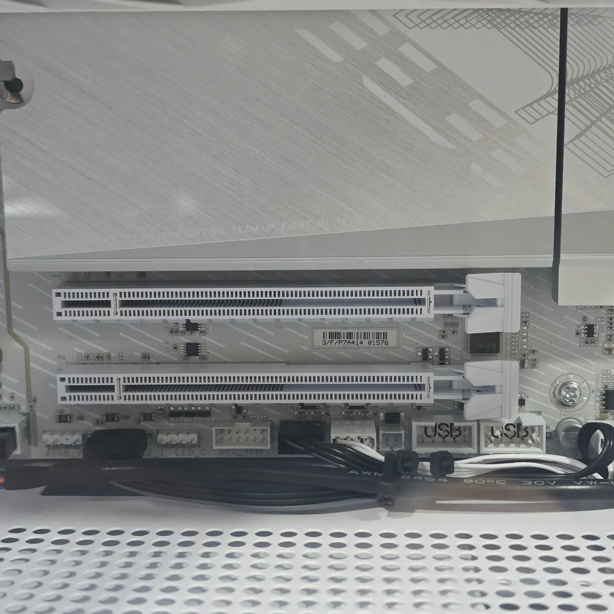 PCSpecialist Fusion Lumin 10 AMD Ryzen 5 7600 RTX 5060 White Grade A — photo 14