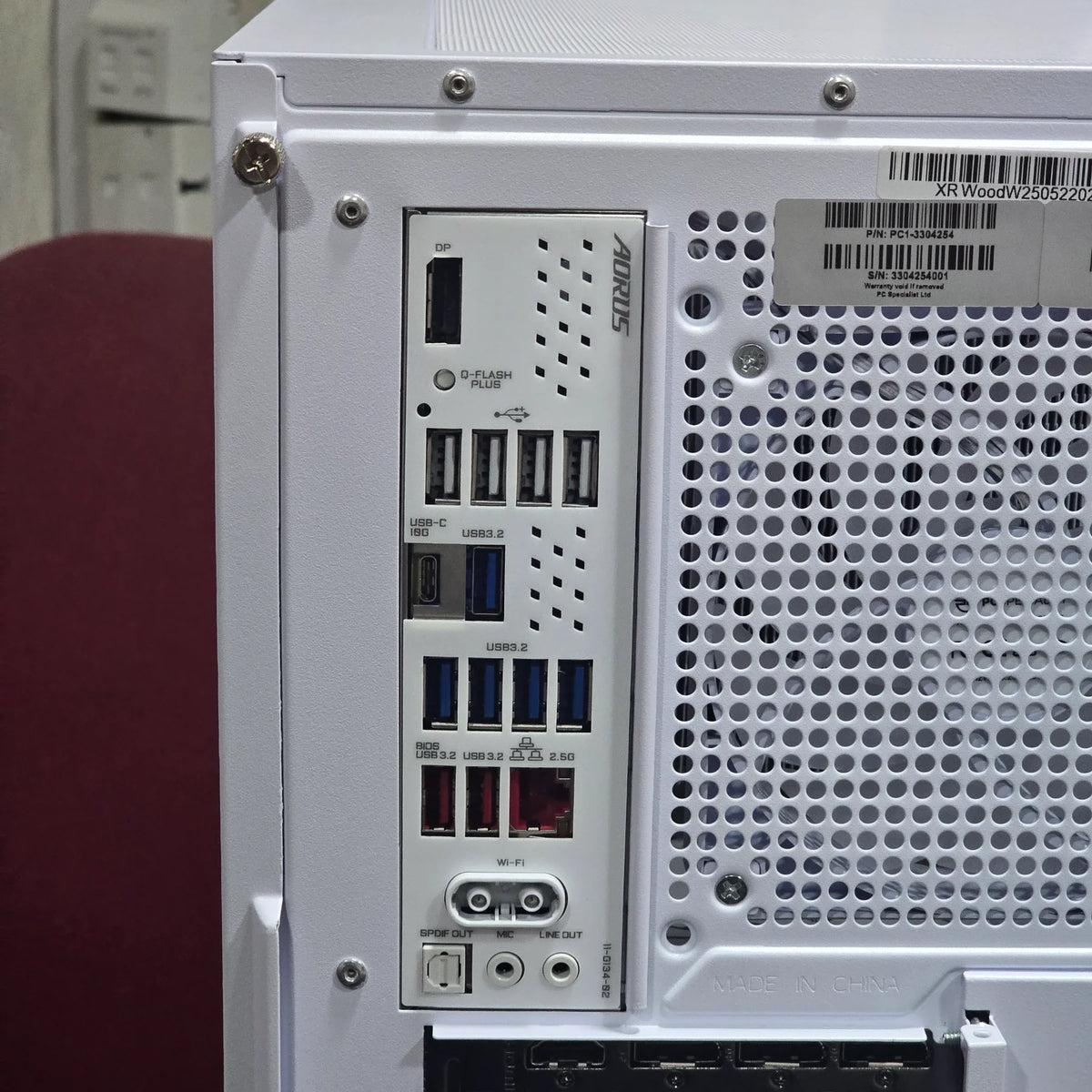 PCSpecialist Fusion Lumin 10 AMD Ryzen 5 7600 RTX 5060 White Grade A — photo 7