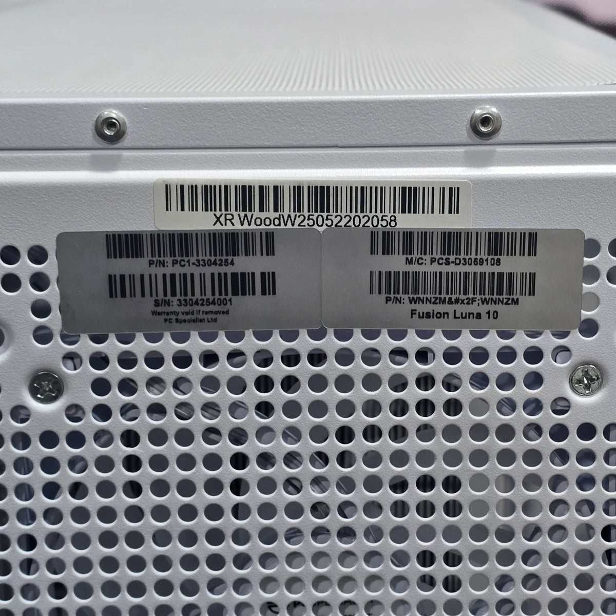 PCSpecialist Fusion Lumin 10 AMD Ryzen 5 7600 RTX 5060 White Grade A — photo 9