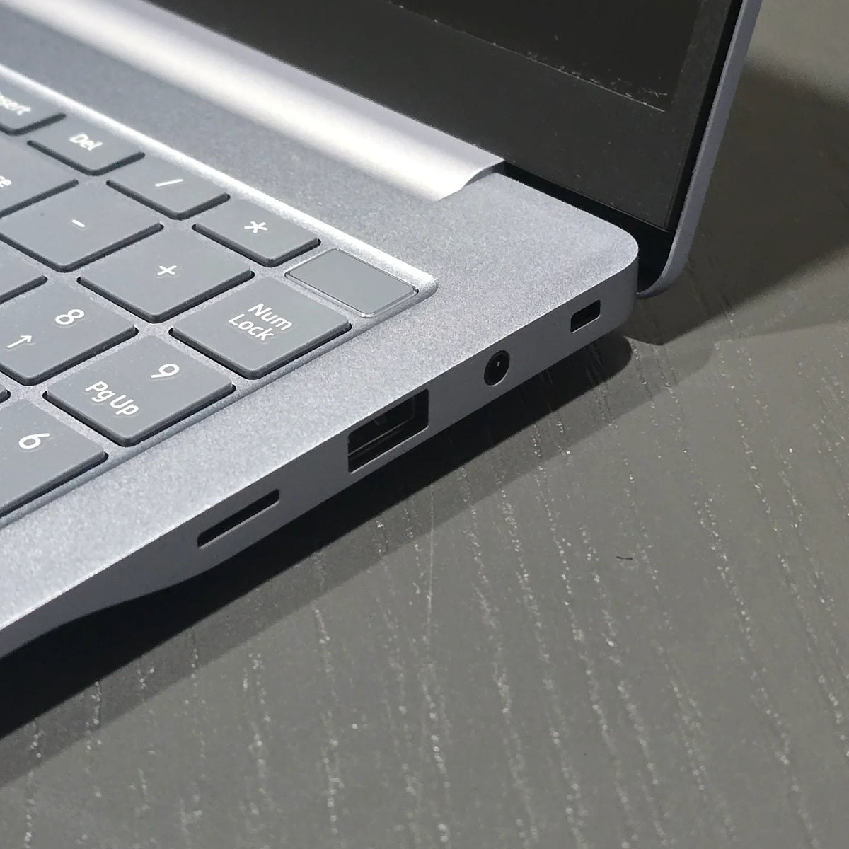 Samsung Galaxy Book4 Edge Qualcomm Snapdragon X Plus X1P-42-100 (8-core) Grade C — photo 15