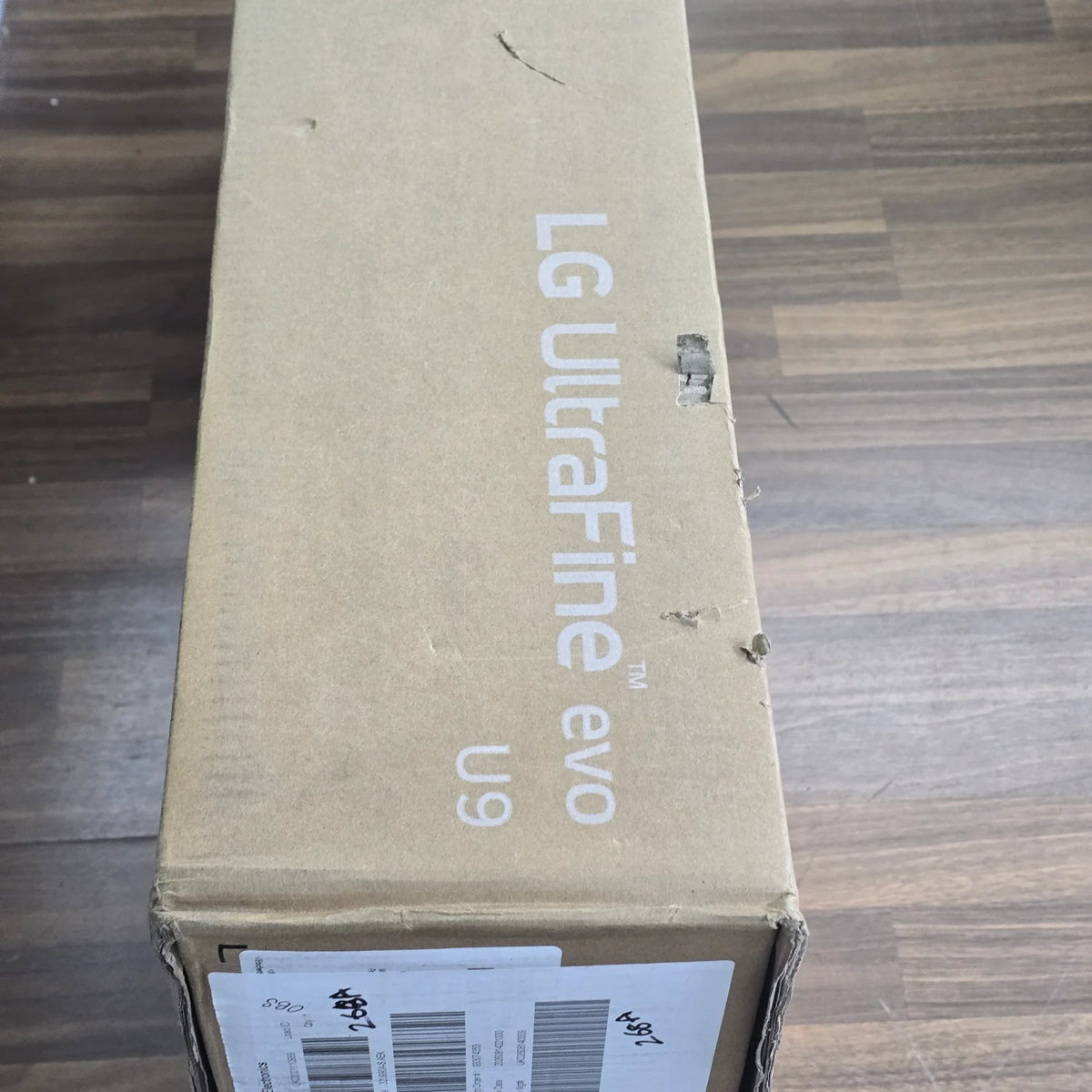 LG UltraFine evo 32U990A-S 31.47 inches (32-inch class) Grade A — photo 3