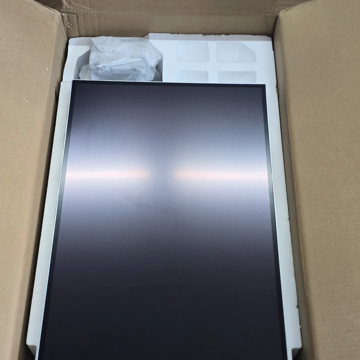 LG UltraFine evo 32U990A-S 31.47 inches (32-inch class) Grade A — photo 8